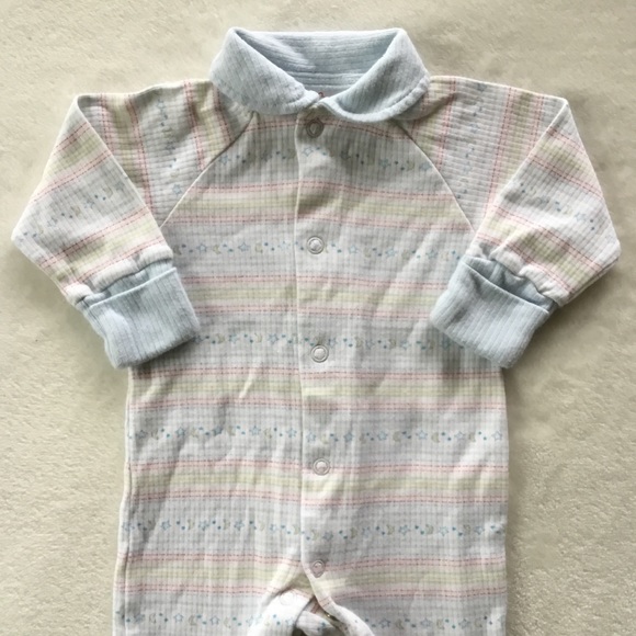 4/25$ 🦋 moon and stars footed onesie - Picture 1 of 4